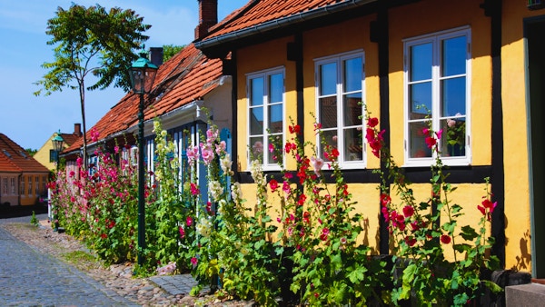 vakkert lite hus på Bornholm, Danmark, Rønne
