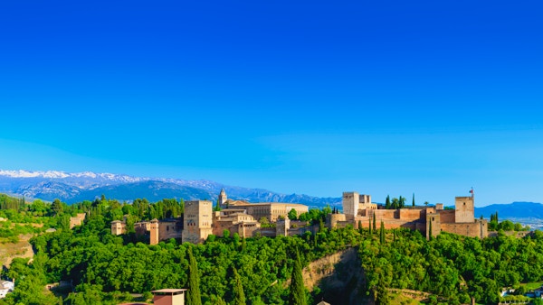 Panoramautsikt over Alhambra i Granada, Spania.