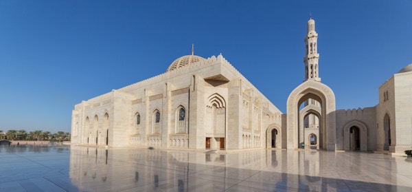 Sultan Qaboos Grand Mosque i Muscat, Oman.