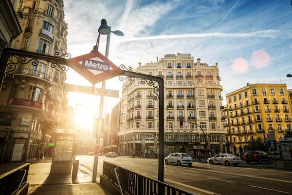 Gran via Metro-skilt i Madrid