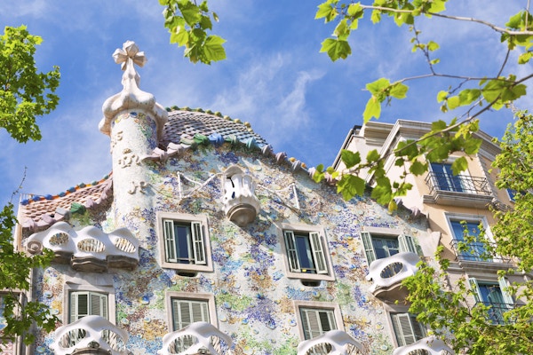 Barcelona. Bygningen ble restaurert av Antoni Gaudi og Josep Maria Jujol, bygget i 1877 og ombygd i årene 1904-1906