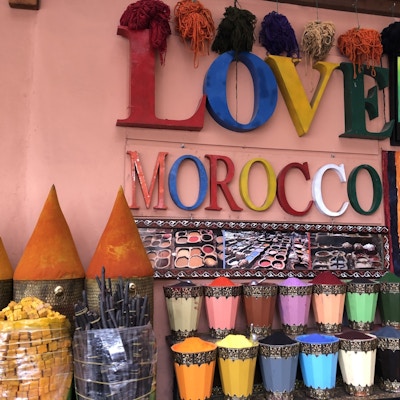 Krydder på marked i Marrakech
