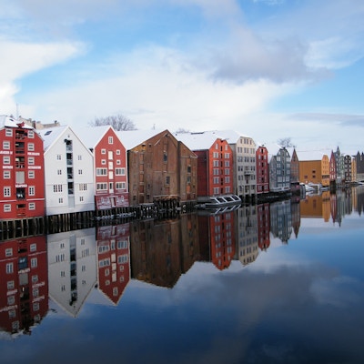 Været kunne ikke vært mer perfekt for vår tidlige morgenvandring rundt i Trondheim!