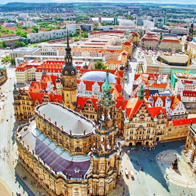 Historisk sentrum i Dresden gamleby. Dresden har en lang historie som hovedstad og kongelig residens for valgene og kongene av Sachsen.Saxony,