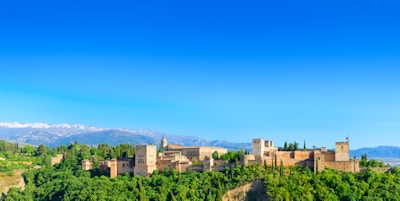 Panoramautsikt over Alhambra i Granada, Spania.