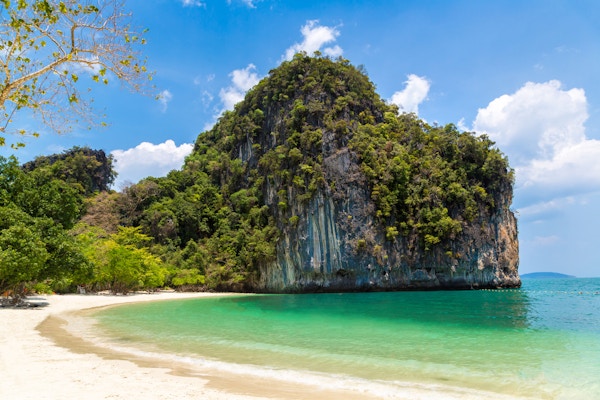 Tropisk strand på Koh Hong-øya i Krabi, Thailand