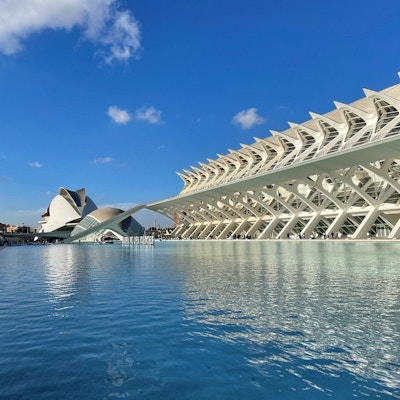 Arkitektur og vann i samspill i Valencia. Vitenskap og kunst