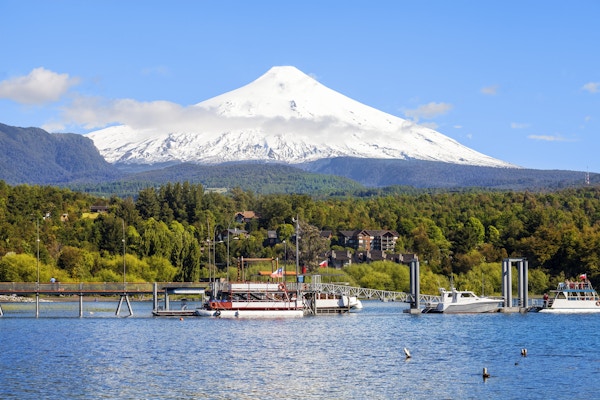 Villarica er en av de aktive vulkanene i Chile