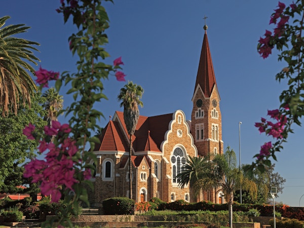 christ Church i Windhoek, Namibia - sett fra parken i Tintenpalast