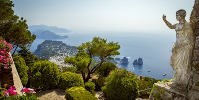 Panorama av Capri-øya fra Mount Solaro